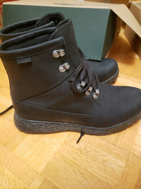 Men's Full Grain Leather Boot  (Size 9)