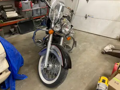 1998 Honda Aero with saddle bags and windshield All new paint Comes with extra parts ie original exh...