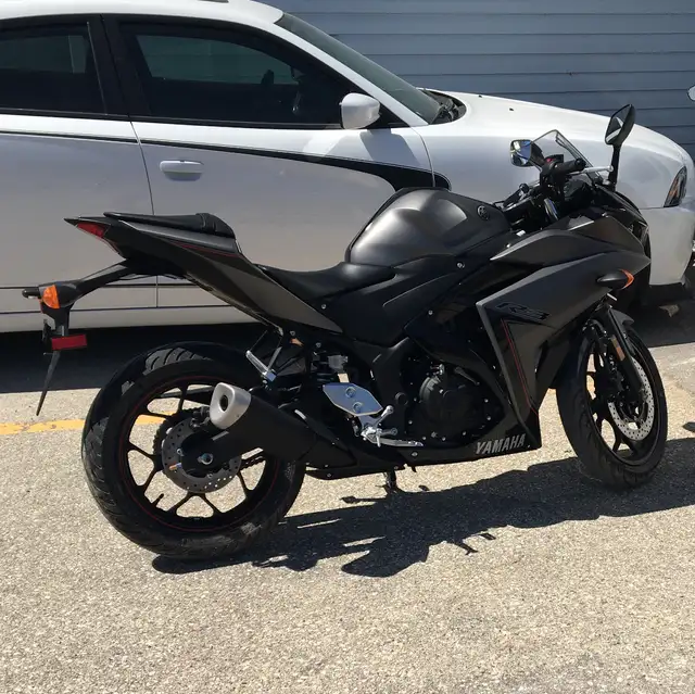 2016 Yamaha R3, less than 100km in Sport Bikes in Winnipeg - Image 2