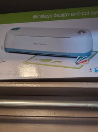 Selling used Cricut accessories 