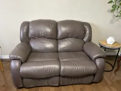 Reclining Italian Leather Palliser Loveseat, View more
