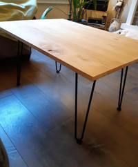 Dinning table \ Table a manger \ Desk \ wooden table