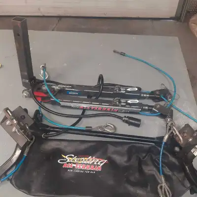 H.D. STERLING FALCON NO BIND TOW BAR LIKE NEW Call 519-817-2091