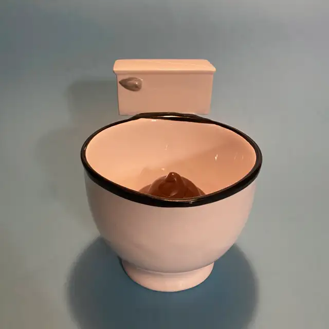 NEW toilet mug prank / gag gift63738377372547123