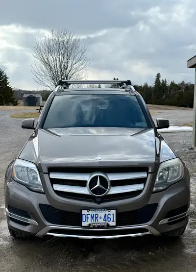 Bluetec diesel engine, 7-speed automatic transmission. AWD Trailer hitch/3500lb towing Vehicle in ex...