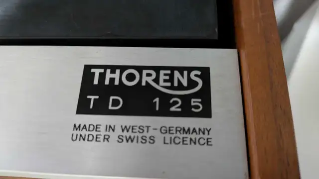 Thorens TD-125/SME 3009 Turntable. in Stereo Systems & Home Theatre in Oshawa / Durham Region - Image 6
