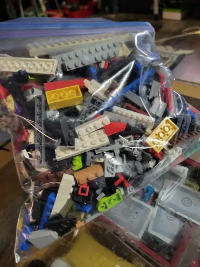 Nice assorted Lot of LEGO ! What you see in the picture!, View more