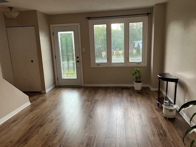 Townhouse For Rent. Long Term Rentals Cambridge Kijiji
