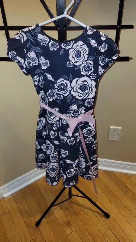 Jolanda Dress