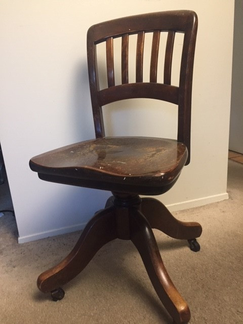 Antique Office Chair / Chaise de Bureau Antique dans Chaises, Fauteuils inclinables  à Ouest de l’Île