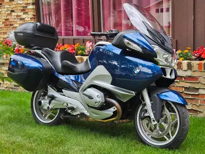 R1200RT is in very good condition, no accidents including never dropped, was always stored in garage...