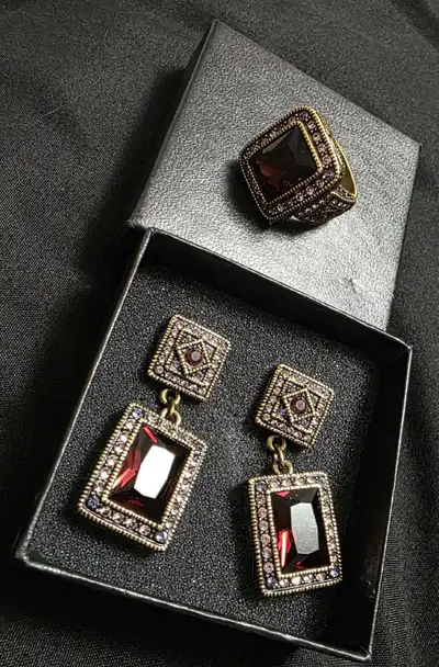New Heidi Daus Ring and Earring Set, View more