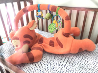 Tigger Disney tiger play gym fisher price baby activity mat