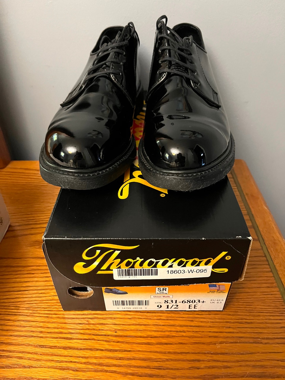 Thorogood, Thorogood Black Patent Shoes, 9 1/2 EE