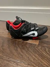 Peloton bike shoes - size 39