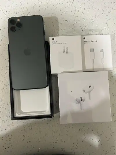 iPhone 11 Pro Max 256gb **Accessories Pkg + Delivery**, View more
