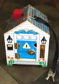 Melissa And Doug Wooden keychain Doll House
