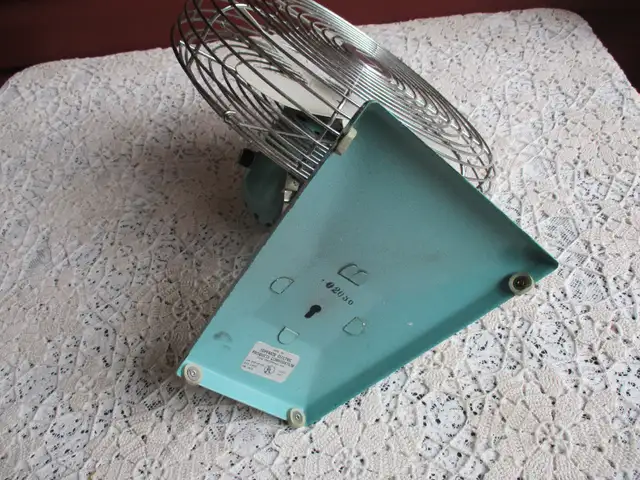Vintage Superior Electric Aqua Blue 12" Fan Mid Century Modern in Indoor Lighting & Fans in New Glasgow - Image 7