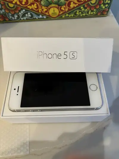 iPhone 5S, View more