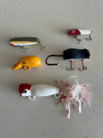 5x Vintage wooden fishing lures - hand painted - 1960’s 1970’s, View more