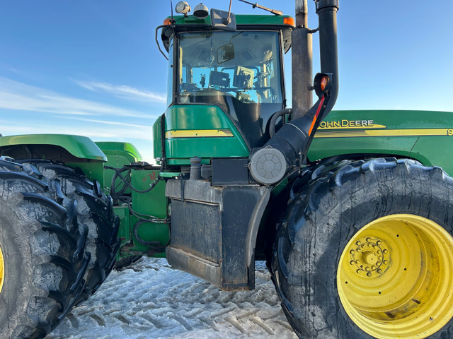 SOLD PENDING 2002 John Deere 9520 in Other in Swift Current - Image 2