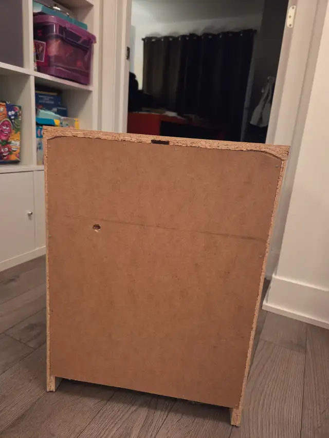 Table de chevet 2 tiroirs Malm Ikea - Beige in Other Tables in Longueuil / South Shore - Image 4