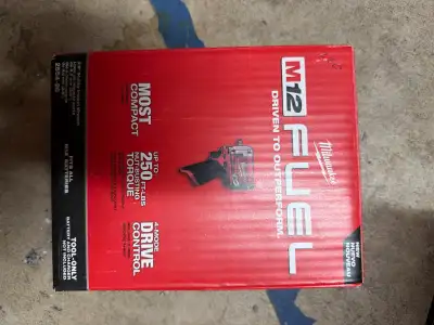 Milwaukee 3/8 stubby 2554-20, View more