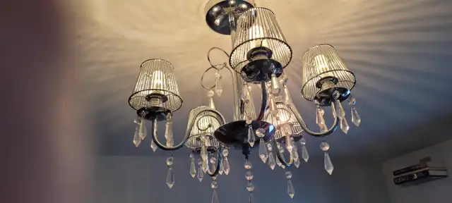 Adorable Chrome Chandelier in Indoor Lighting & Fans in Ottawa - Image 7