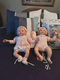Bradford exchange collector baby's with outfit and papers 