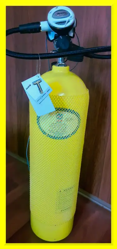 Scuba Tank 80 cu/ft Aluminum yellow original factory paint. Tank has 21 dives on it, has never been...