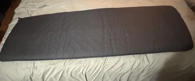 Therm-a-Rest Womens 4  in Fishing, Camping & Outdoors in Owen Sound - Image 4