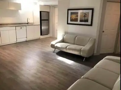 *UofM* PHD Students_High End Room to Rent  Student Aptmnt
