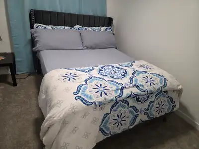 Fully furnished Room to rent , utilities and included.