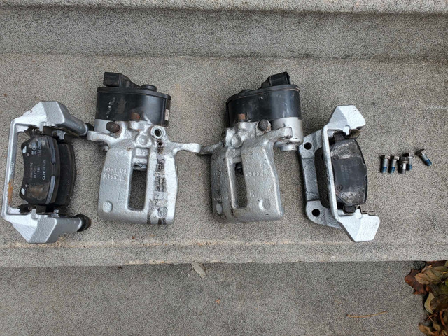 Volvo OEM Disc REAR Brake Caliper With Drilled Rotors And OEM Vo in Other in Mississauga / Peel Region