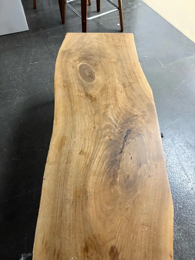 Live Edge Bench in Coffee Tables in Ottawa - Image 4