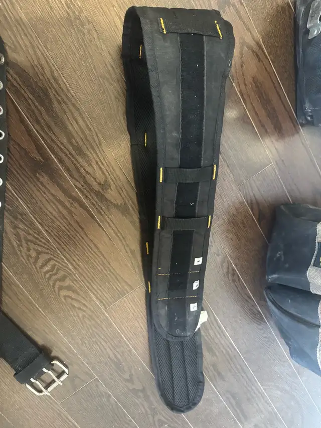 construction tool pouches with belt in Other in Oakville / Halton Region - Image 6