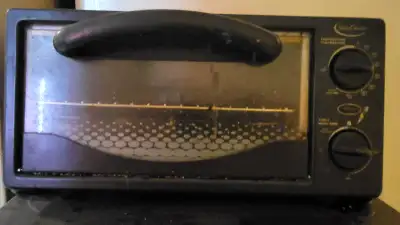 Toaster oven. Betty crocker., View more