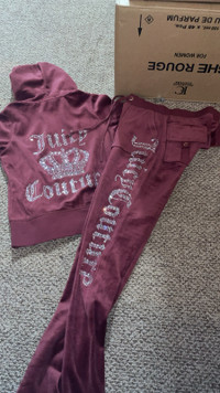  Juicy couture tracksuit 