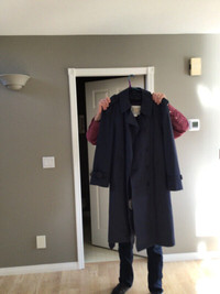 Men's Vintage London Fog lined navy trench coat - full-length