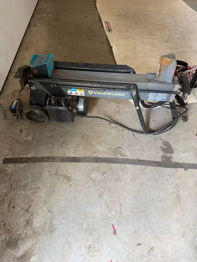 Yardworks Electric wood splitter , View more