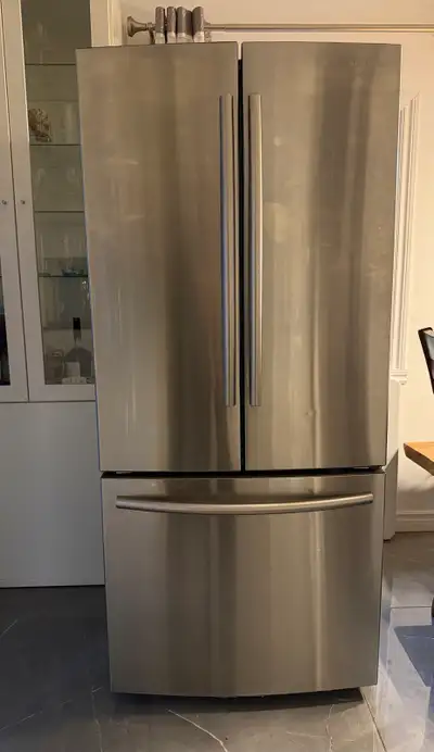 Samsung 30” fridge with ice - delivery , View more