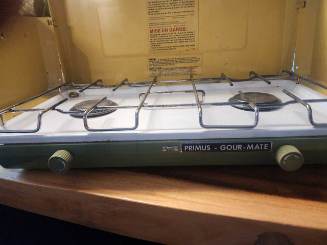 Primus Gour-mate Deluxe 2 Burners Propane Stove (1970s) Question in Stoves, Ovens & Ranges in Oshawa / Durham Region - Image 2