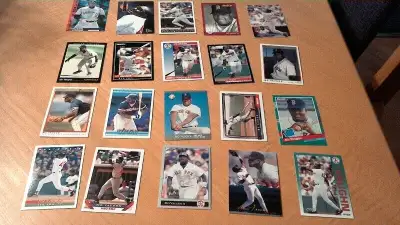 Lot 20 cartes de baseball différentes Mo Vaughn (241121-3872), View more