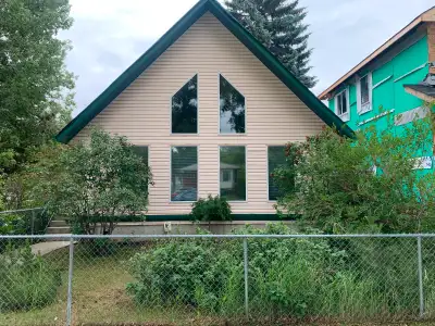 2 rooms for rent in nice house near NAIT