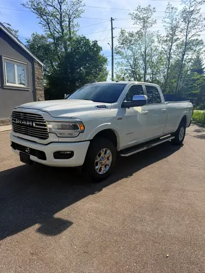 Vin starts with 3 No accident at all clean title Finance available for any type of credit 2019 Dodge...