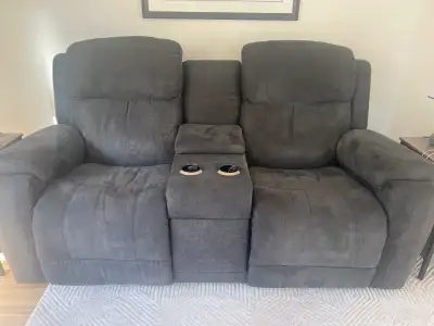 La-Z-boy Reclining Loveseat with console, View more