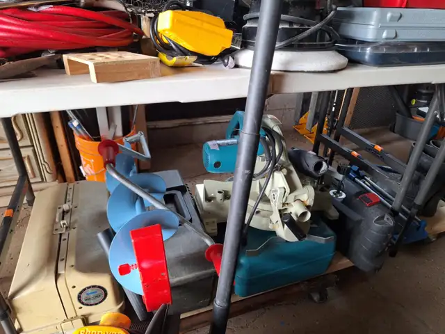 ESTATE SALE - TOOLS -TOOLS -TOOLS in Garage Sales in Ottawa - Image 4
