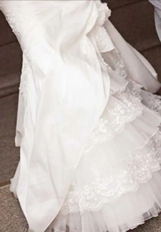La Sposa Wedding dress in Wedding in Mississauga / Peel Region - Image 3