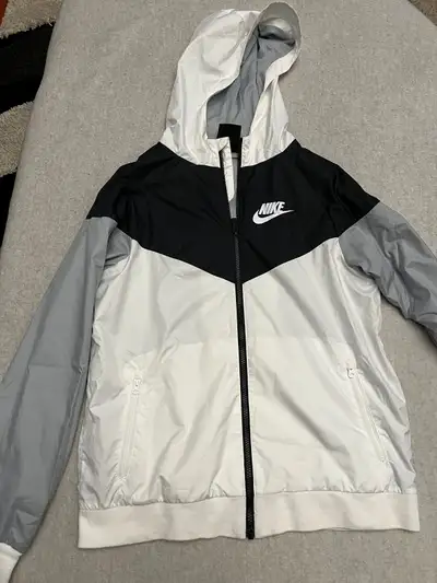 NIKE windbreaker, size XL Youth, View more