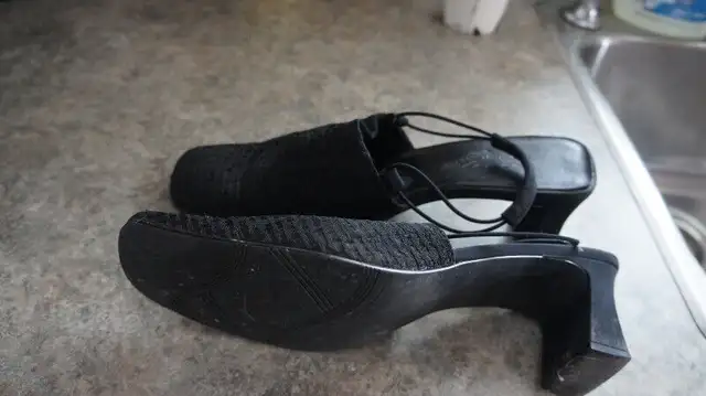 EASY STEP DRESS SHOES in Women's - Shoes in Norfolk County - Image 3